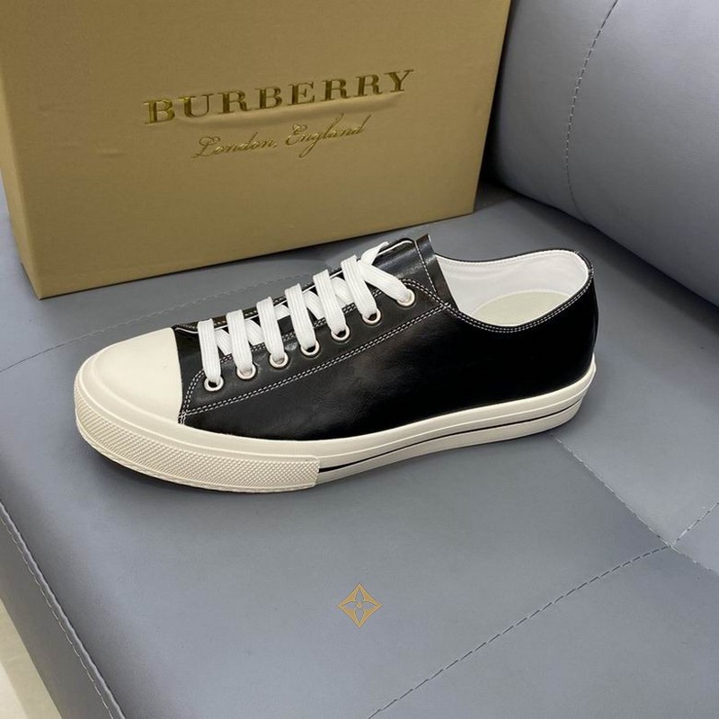 Burberry Men's Shoes 373